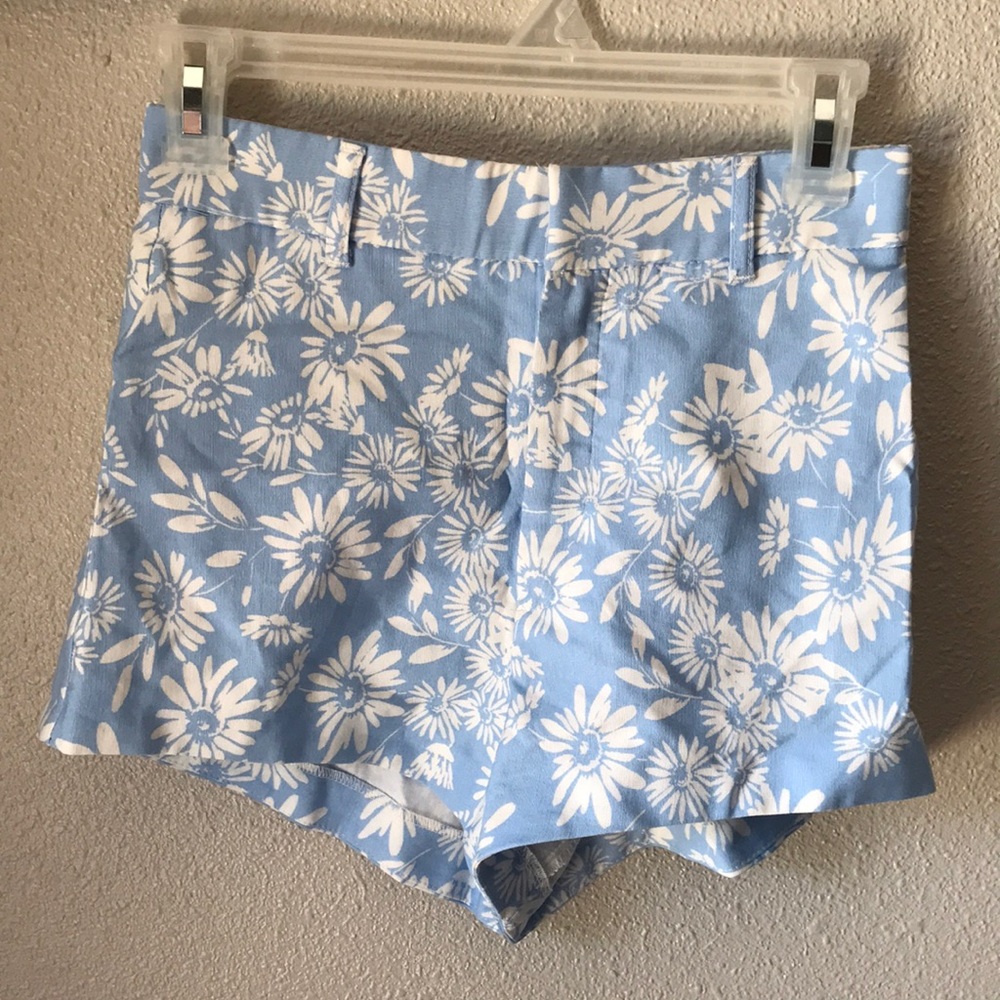 Zara blue and white floral shorts size XS